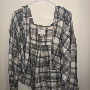 American Eagle Gray Plaid Shirt
